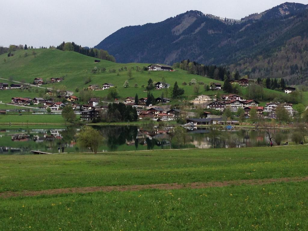 Weisses Roessl Am See Тирзе Экстерьер фото